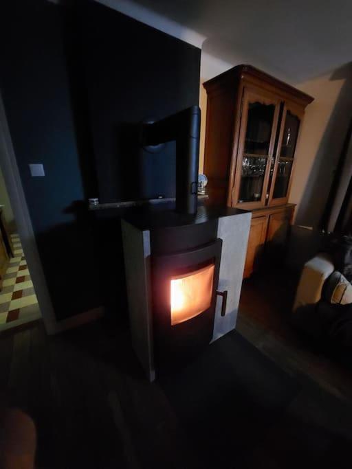 Le Reposoir Maison Spacieuse Avec Feu Au Bois Bertogne المظهر الخارجي الصورة